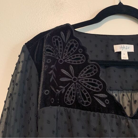 Style & Co black sheer Swiss dot and velvet blouse mixed media eyelet size 3x - Picture 4 of 8